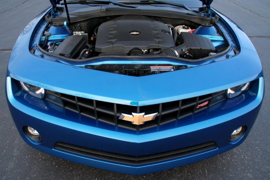  Chevrolet Camaro RS V6 2009 года  (фото 17 из 36)